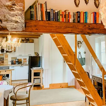 Semesterbostad Charming In The Heart Of Nature *